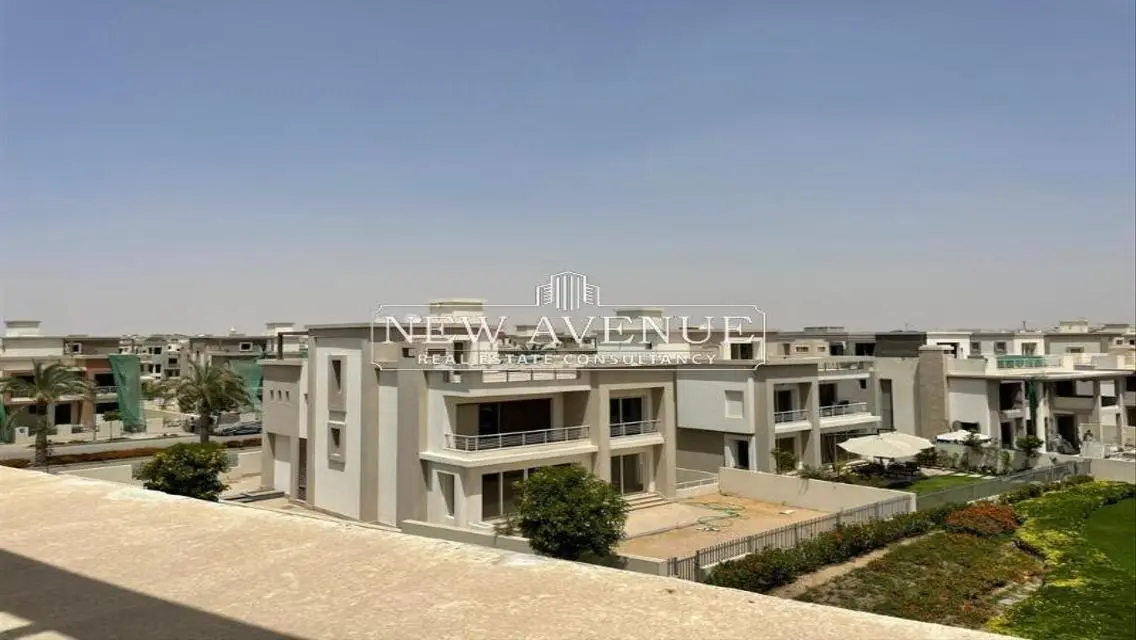 villa overlooking wide greenery- Oriana CFC