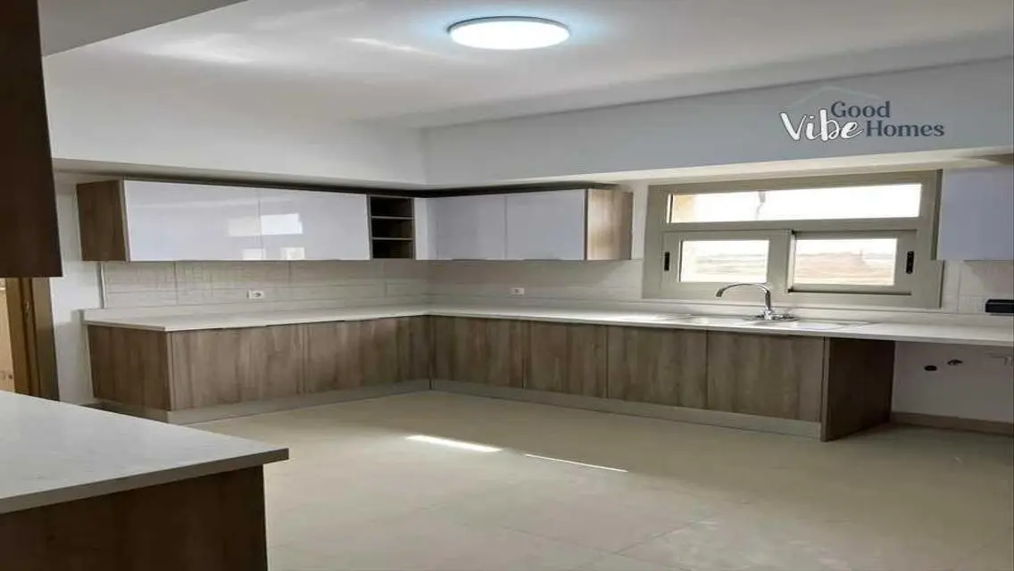 Amazing Apartment Open GolfView In Uptown For Sale