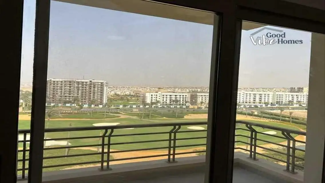 Amazing Apartment Open GolfView In Uptown For Sale