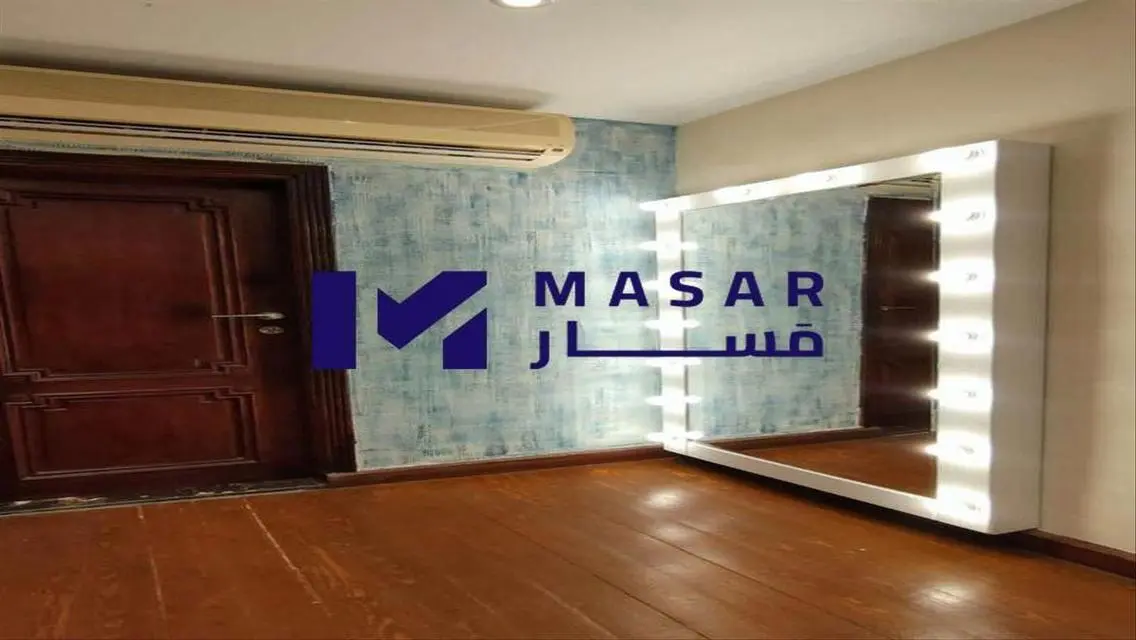 شقة للايجار في كورنيش المعادي - فيو جميل جدا