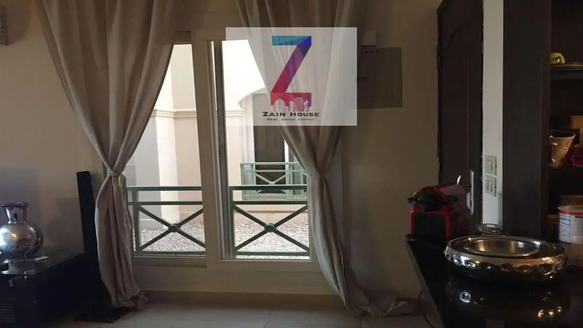 للبيع شاليه ارضي بجاردن فى لافيستا 3 العين السخنة