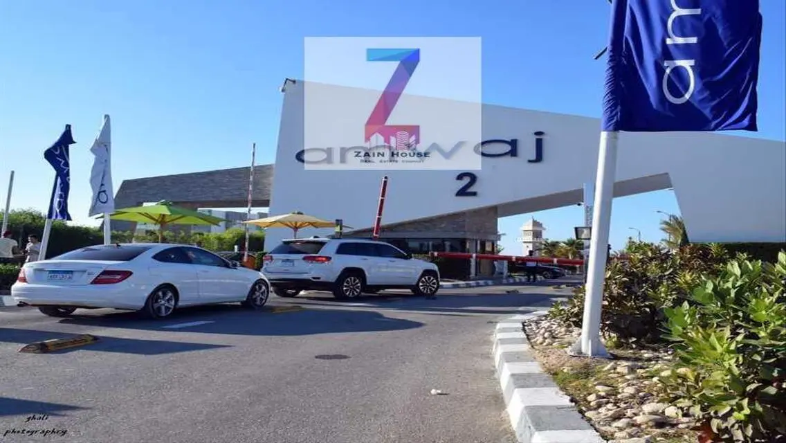 للبيع توين هاوس مميز فى امواج الساحل الشمالى