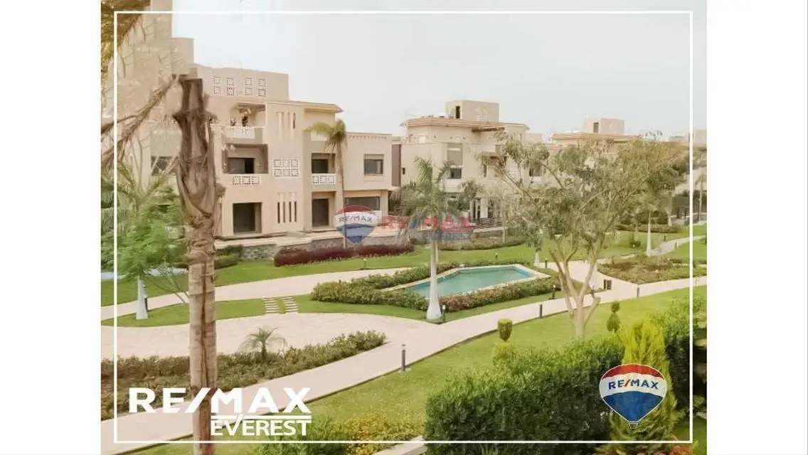 Twinhouse With The Largest Land Area at Green 4