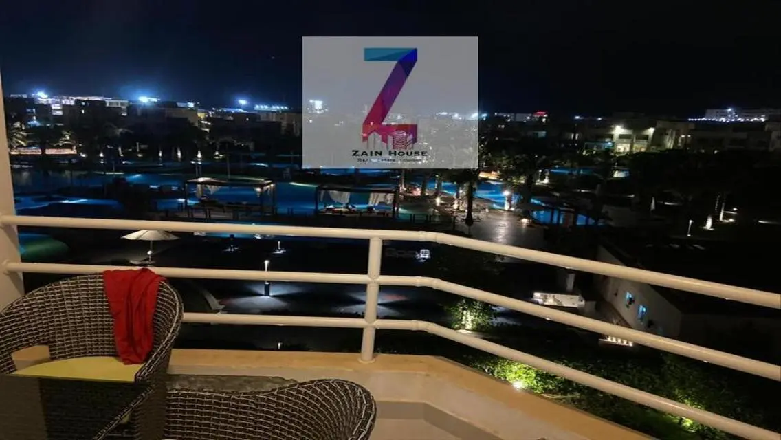 للبيع بنتهاوس بحرى فى امواج الساحل الشمالى