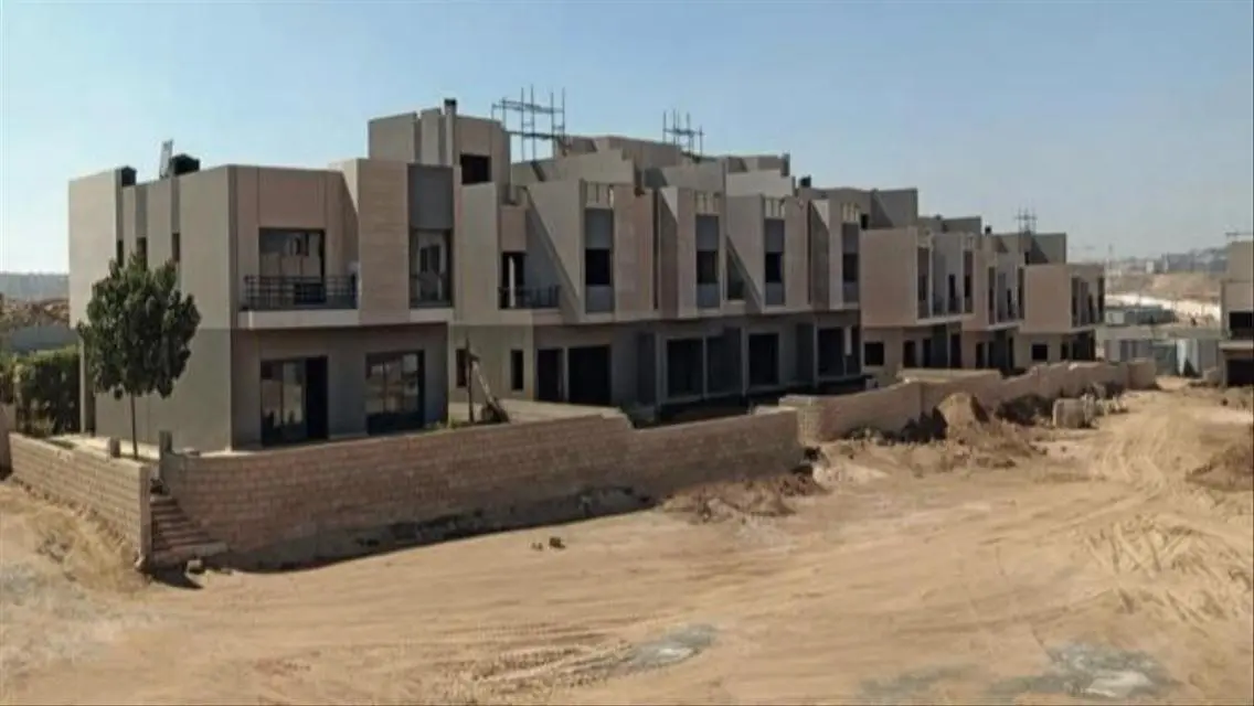 فيلا فاخرة للبيع بمميزات استثنائية 