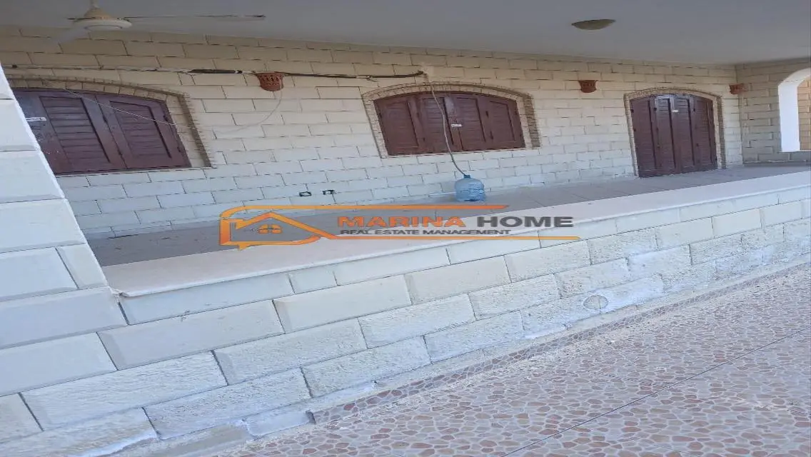 للبيع شالية ارضى فى مارينا 5 مساحة 165 متر