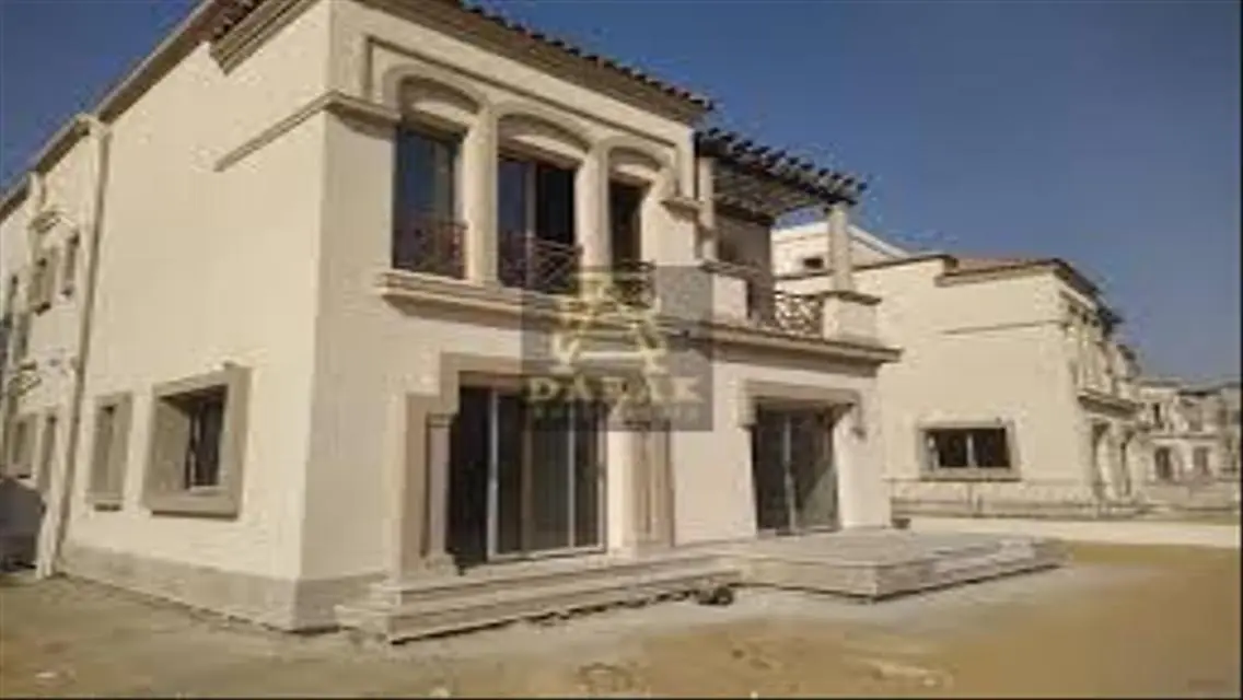 فيلاللبيع مدينتى منفصله بفيلات فورسيزون اطول سداد
