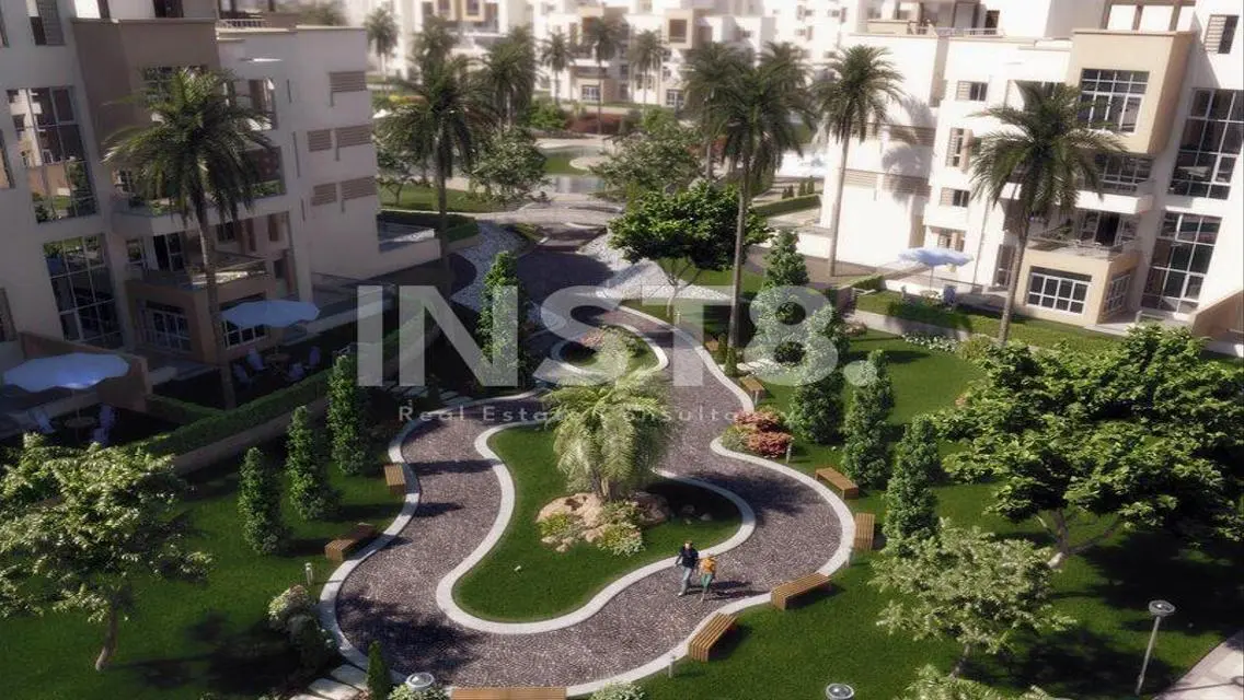 Luxury furnished apartment sale in CFC new Cairo
