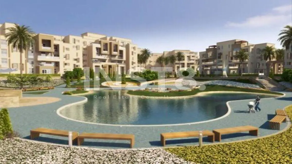 Luxury furnished apartment sale in CFC new Cairo