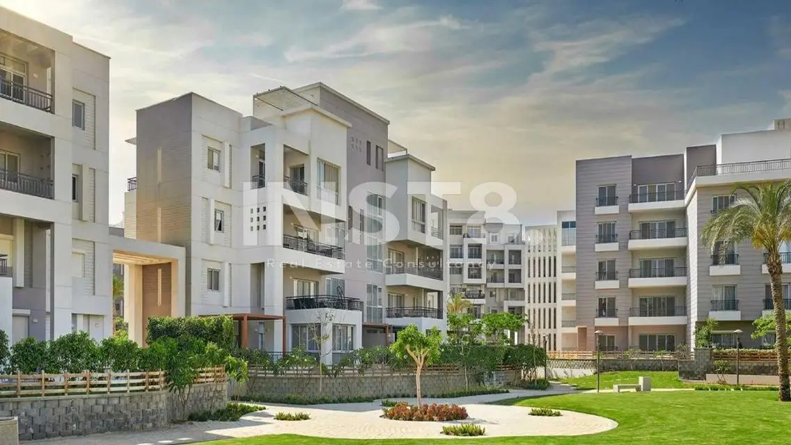 Luxury furnished apartment sale in CFC new Cairo