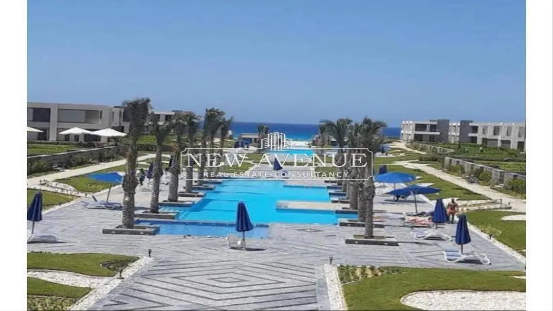 فيلا متشطبه تطل علي البحر - بحري بسعر مغري