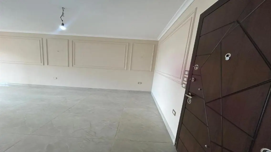 شقه سوبر لوكس للبيع بحرى فيو جاردن ذا سكوير