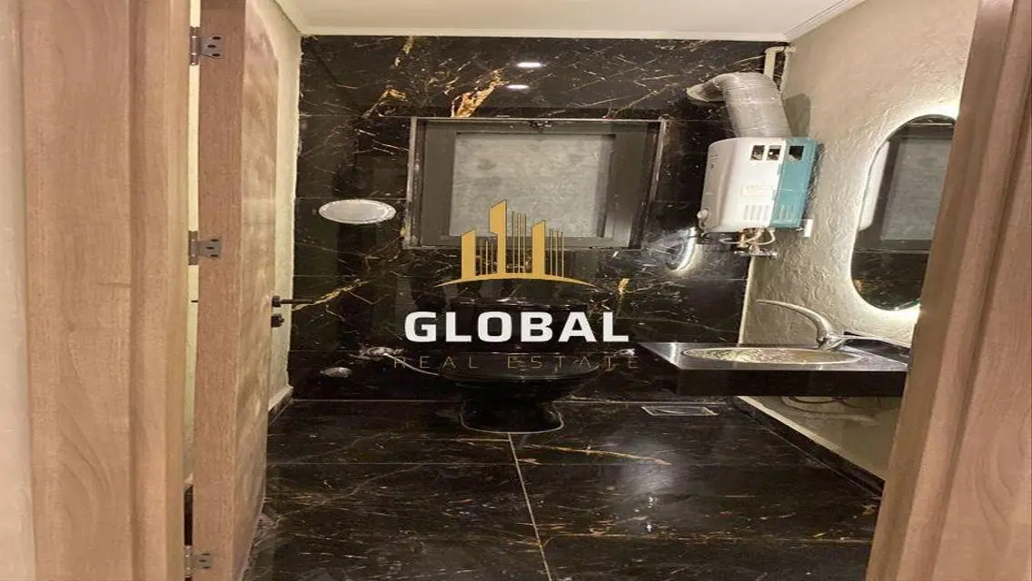 Luxury Lake View Apartment - 50,000 EGP