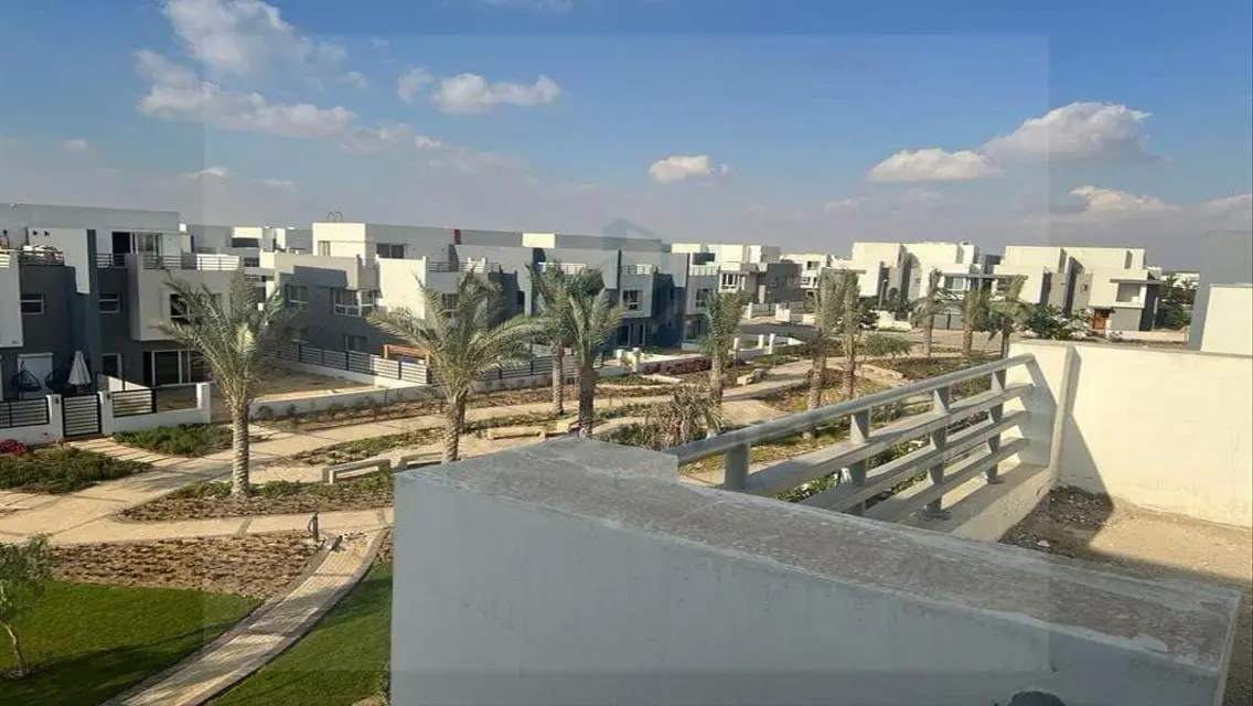 تاون هاوس بسعر لقطه موقع متميز استلام فوري