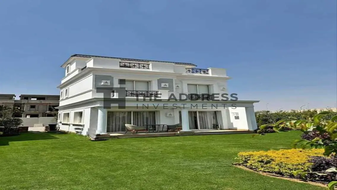 فيلا اربع غرف موقع مميز 10% تسهيلات تصل 7 سنوات