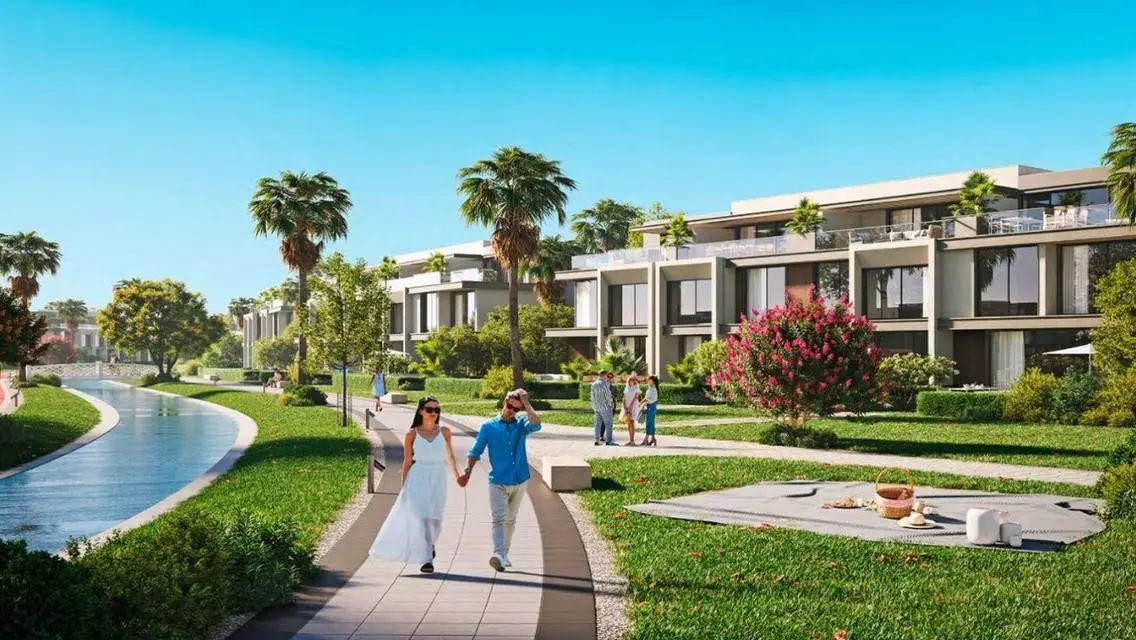 Prime located finished Townhouse in PX Palm Hills