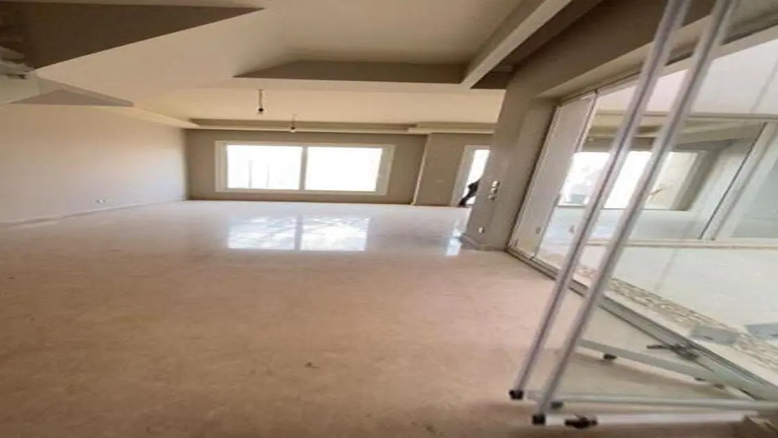Resale TH 246m fully finished and ready to move