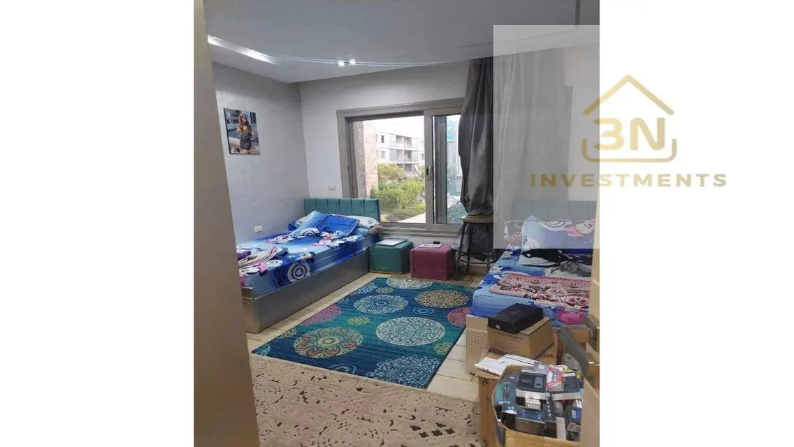 وحدة مميزة جدا - فيو مفتوح - مفروشة بالكامل