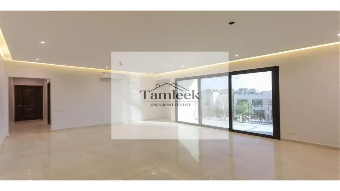 شقة اول سكن للايجار في six west سوديك وست