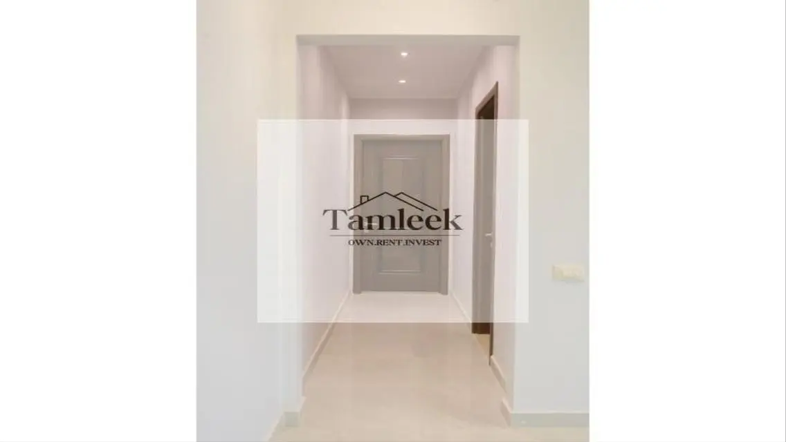 شقة اول سكن للايجار في six west سوديك وست