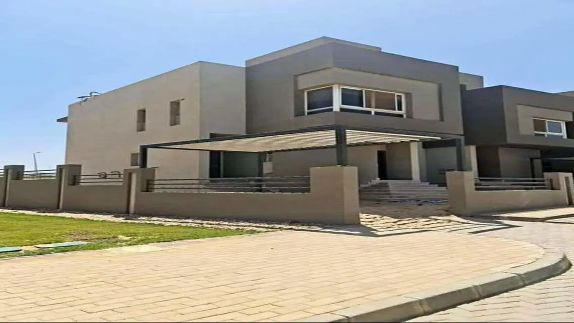 For sale Twinhouse ready to move next to Allegria