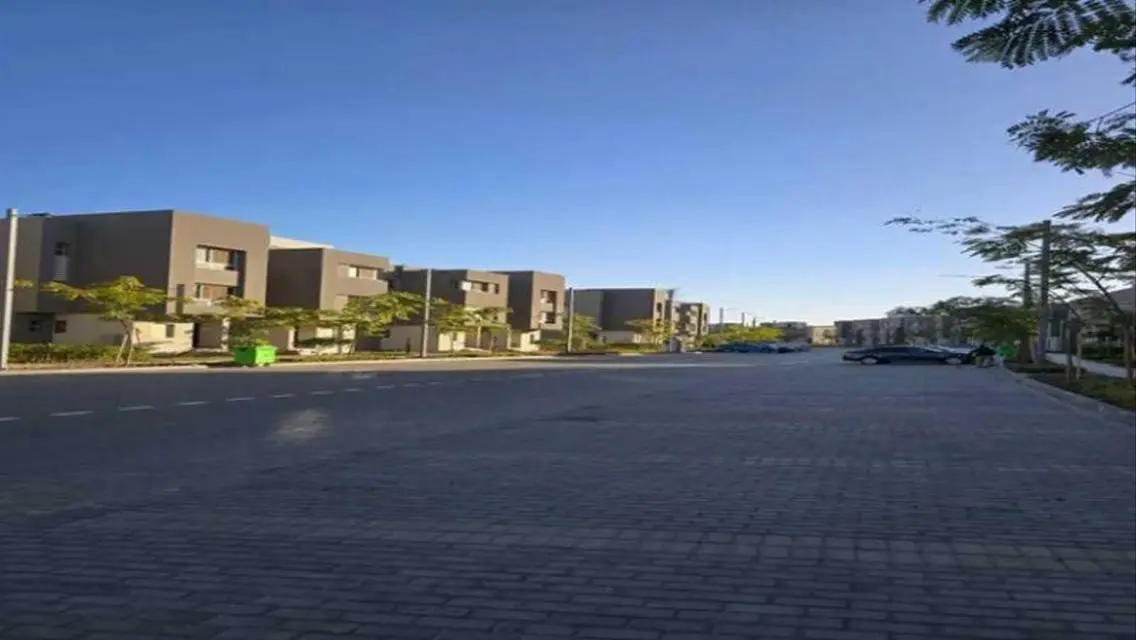 For sale Twinhouse ready to move next to Allegria