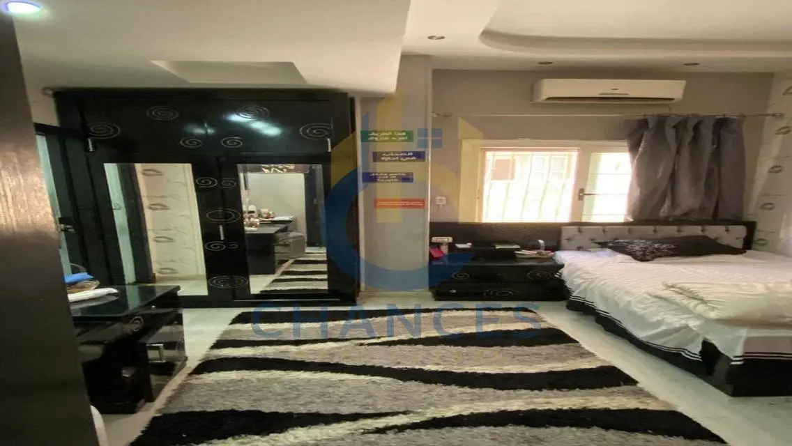 Duplex for sale in South Academy H