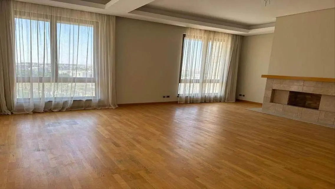 Finished apartment ready to move in  Beverly Hills