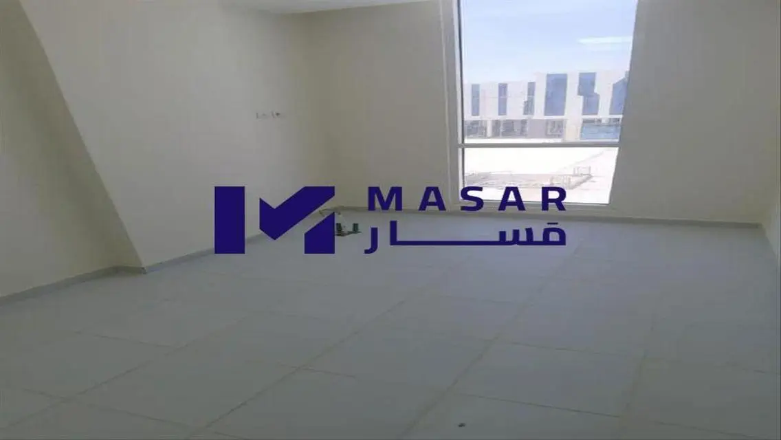 عيادة طبية للبيع تشطيب كامل بالتكييفات