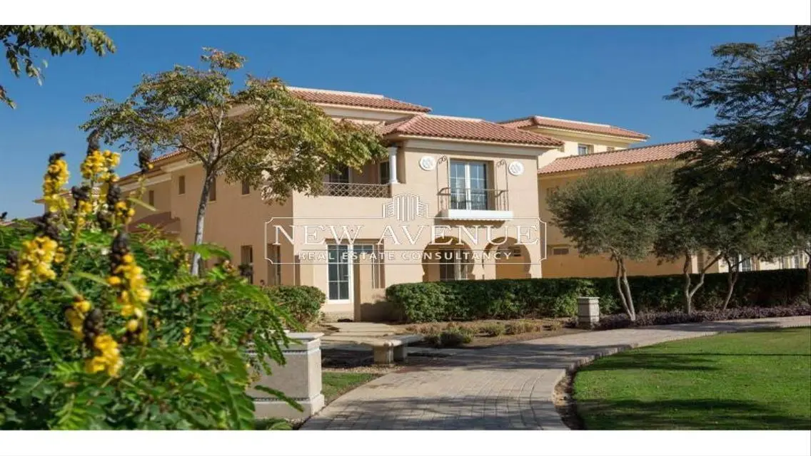 Villa standalone for sale in Hyde Park New Cairo