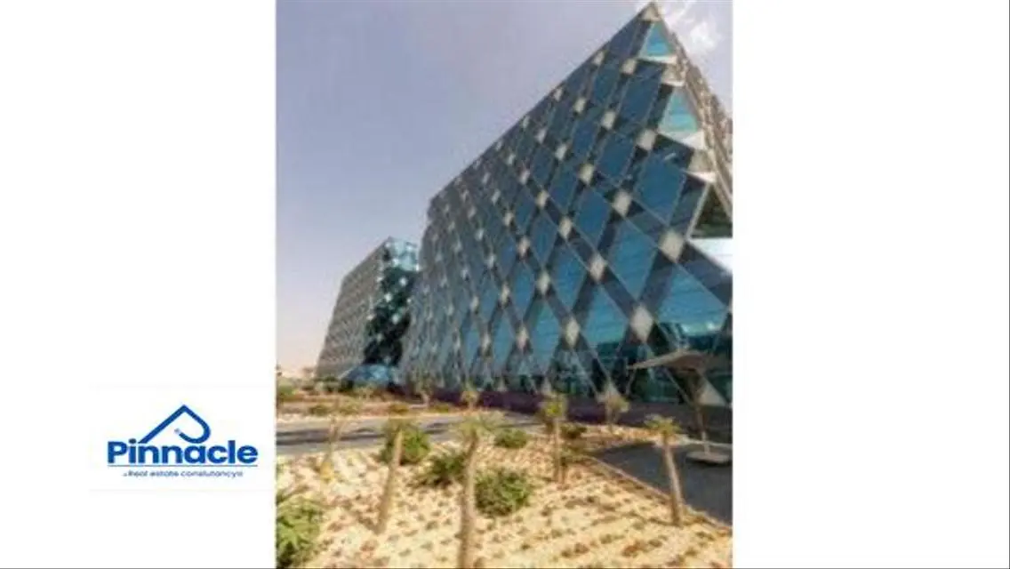 مكتب للايجار في Cairo Business Plaza موقع مميز