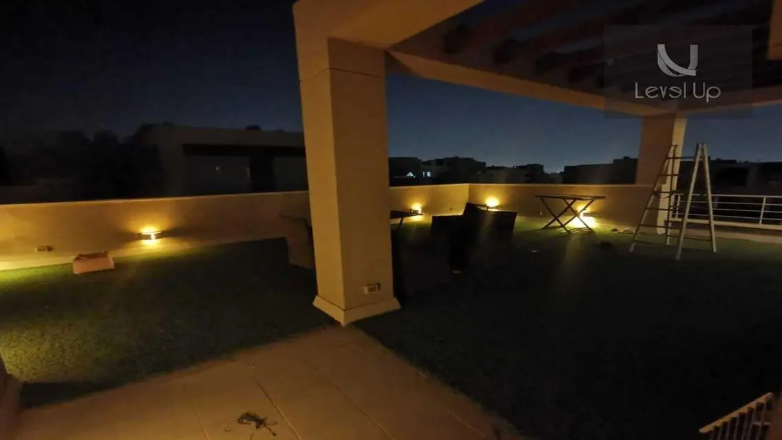 Penthouse for sale fully finished in The Village