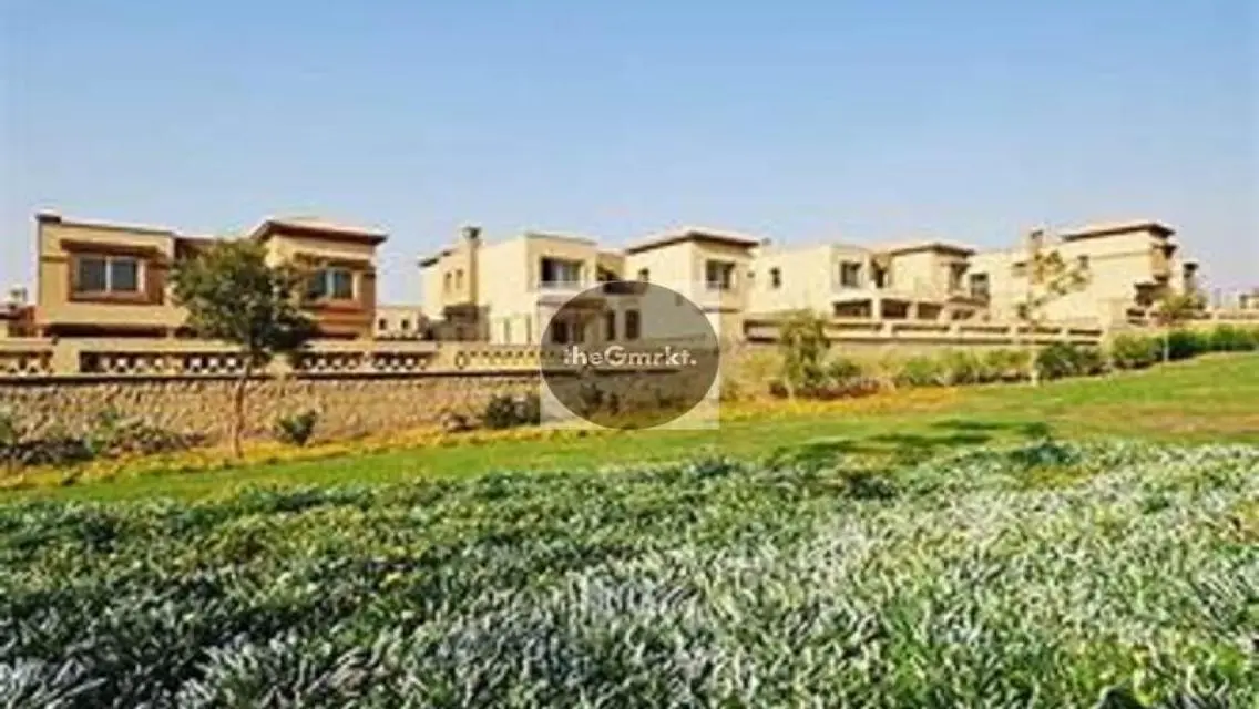 Villa Overlooking landscape Palm Hills Katameya 1