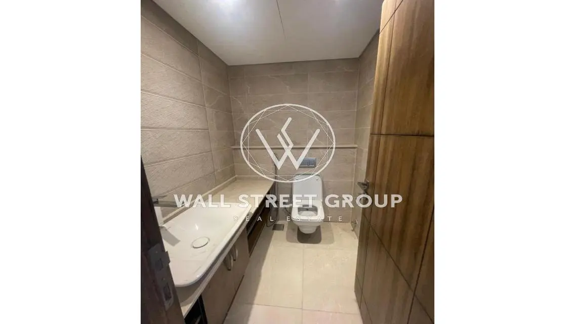 Town House For rent in Fifth Square Compound