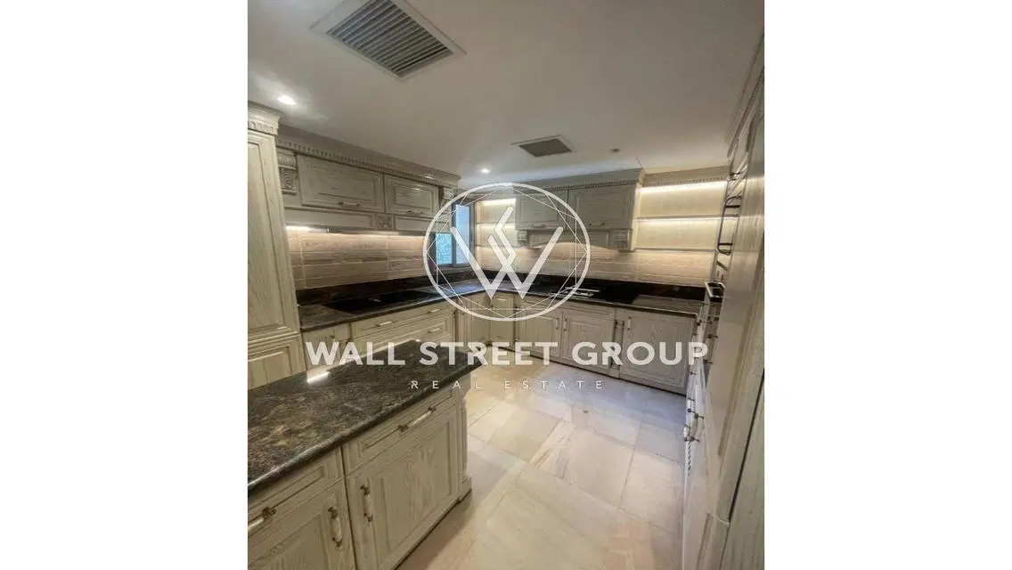 Town House For rent in Fifth Square Compound