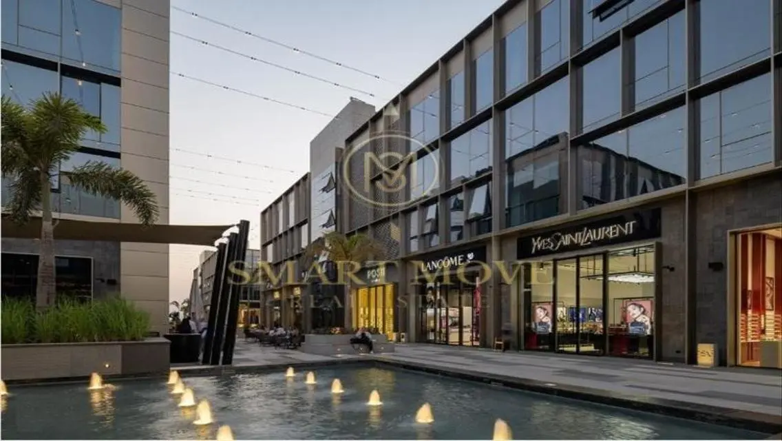 Furnished office in prime location in 5A Waterway