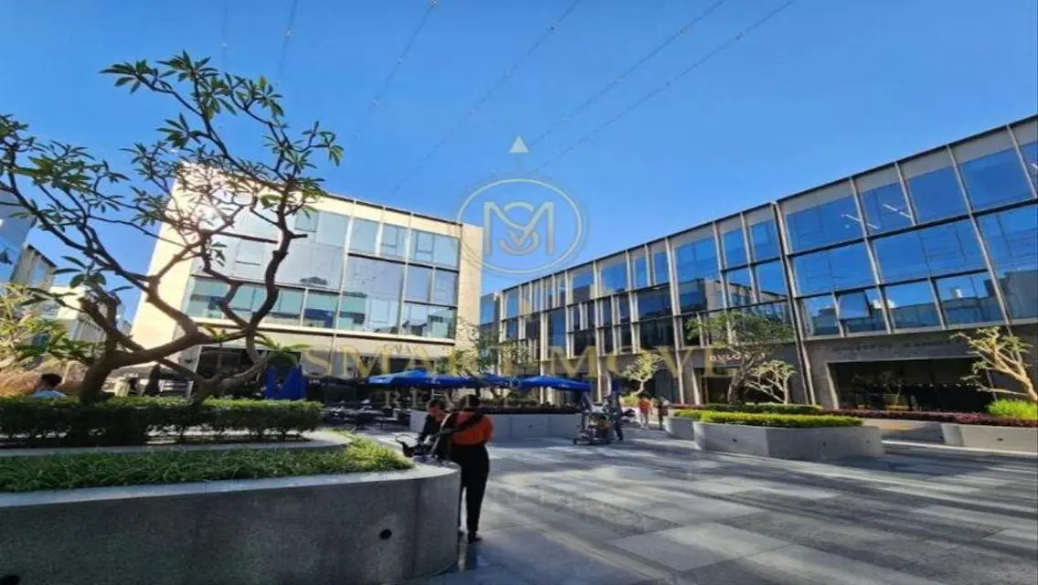 Furnished office in prime location in 5A Waterway