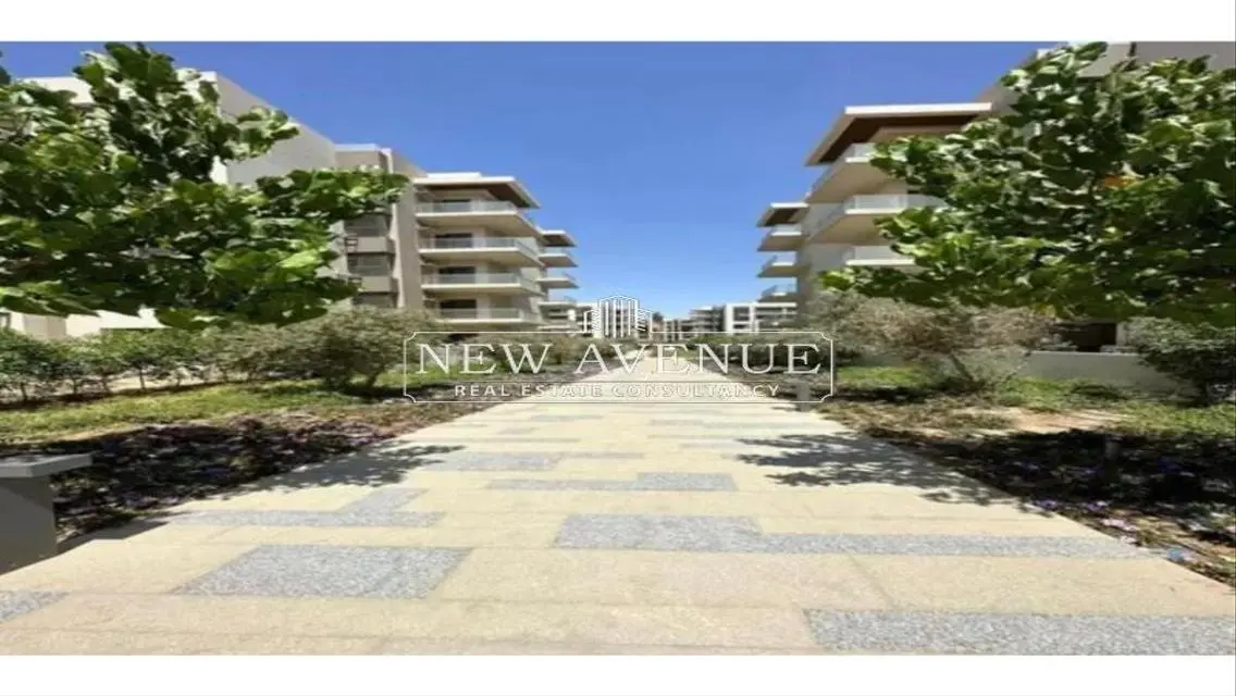 prime location with biggest garden in the project