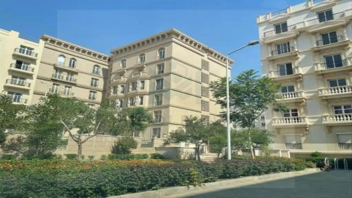 شقه بسعر مميز فيو جاردن استلام فوري , هايد بارك