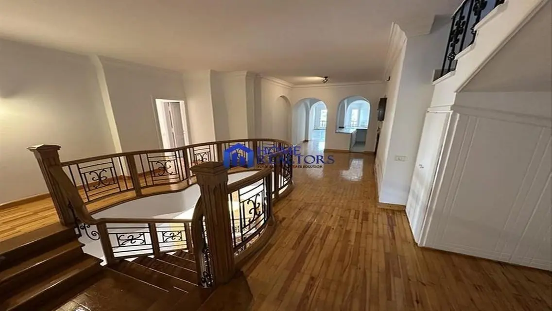 Lovely Penthouse 3 Floors 4 Rent At Maadi Sarayat