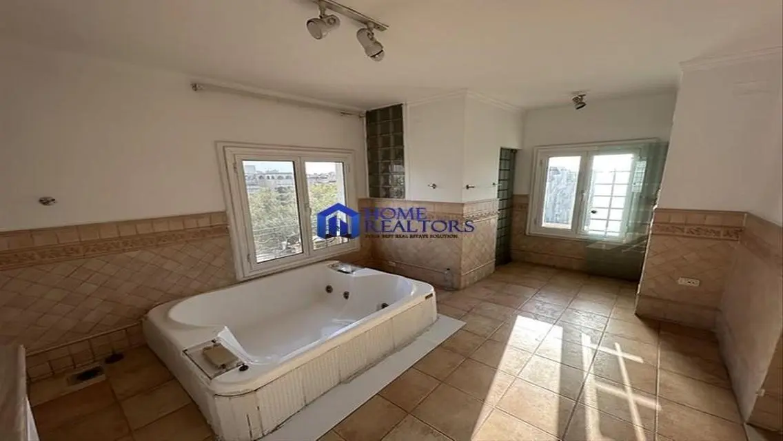 Lovely Penthouse 3 Floors 4 Rent At Maadi Sarayat