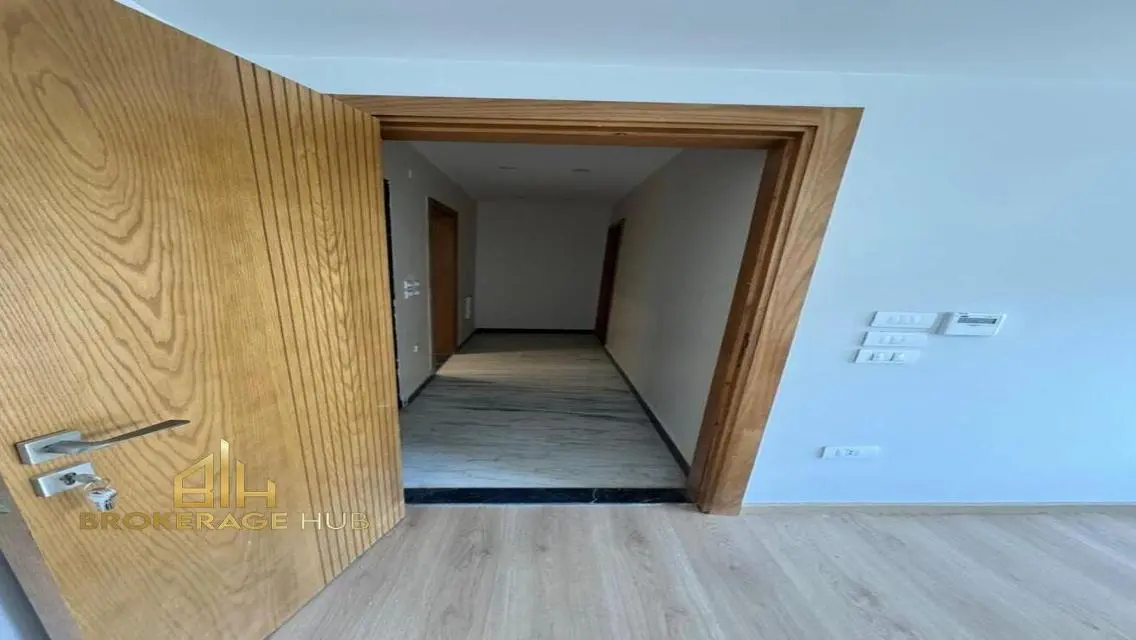 Apartment with Kitchen and ACs rent in Hyde park