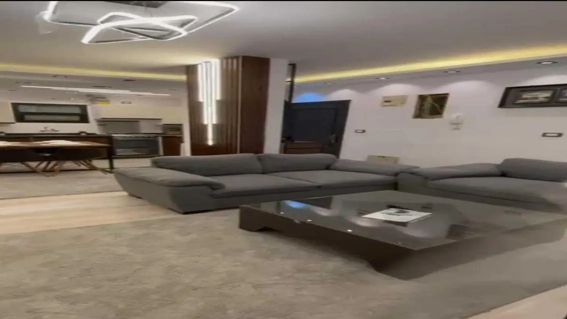 للايجار المفروش في الرحاب 1 اول سكن ارضي بجاردن