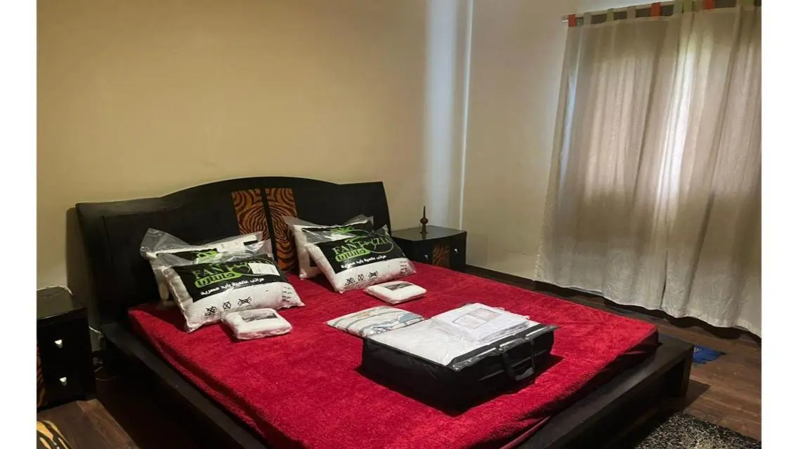 Luxury Apartment with Private Garden and Shared Gym in the Heart of the City