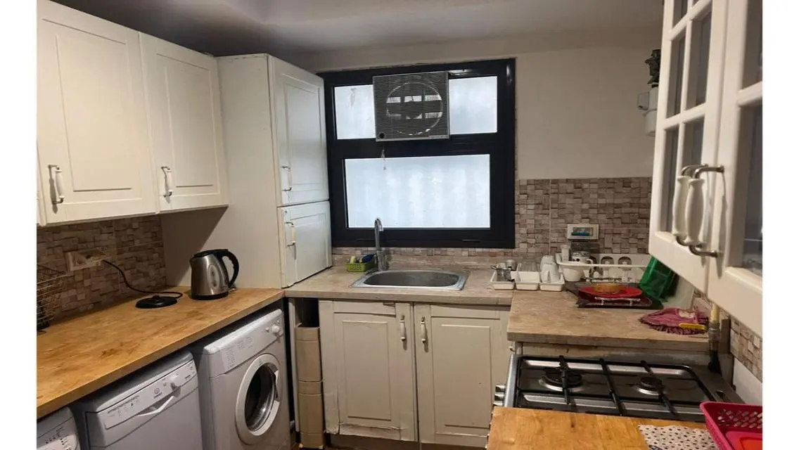 Luxury Apartment with Private Garden and Shared Gym in the Heart of the City