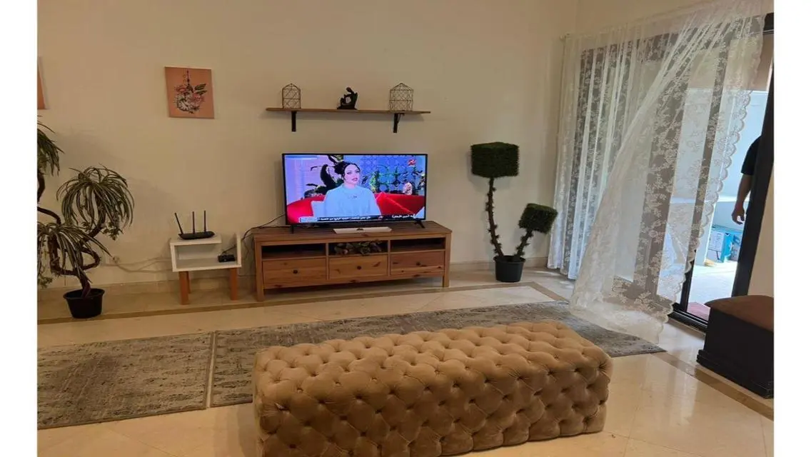 Luxury Apartment with Private Garden and Shared Gym in the Heart of the City