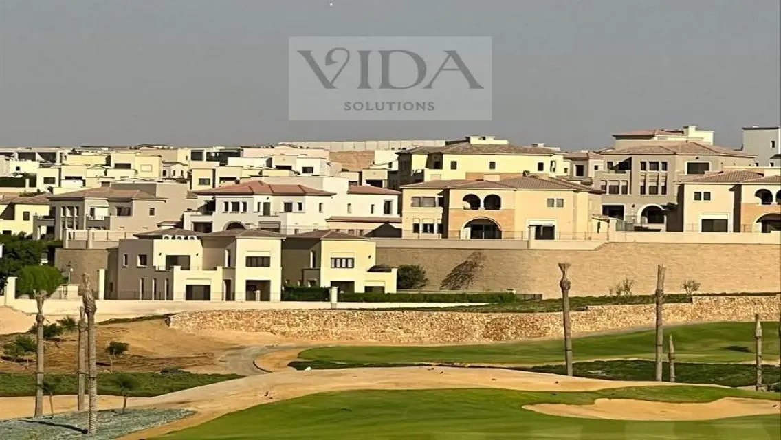 فيلا للبيع في اب تاون كايرو  ليفانا متشطب بالكامل