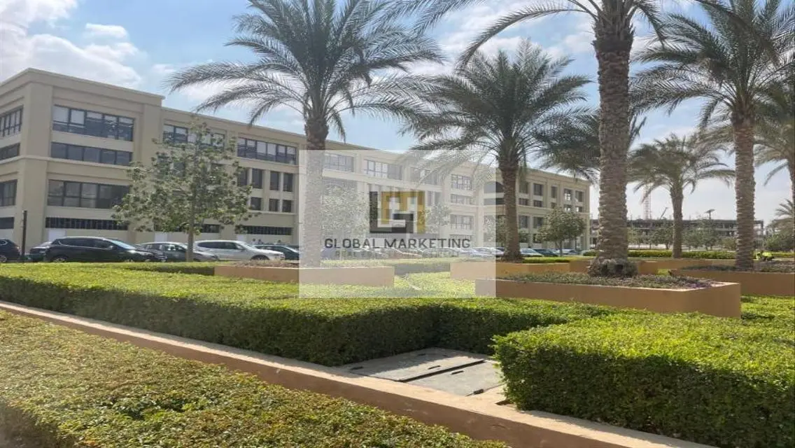 Office 117m  For Sale  In Mivida