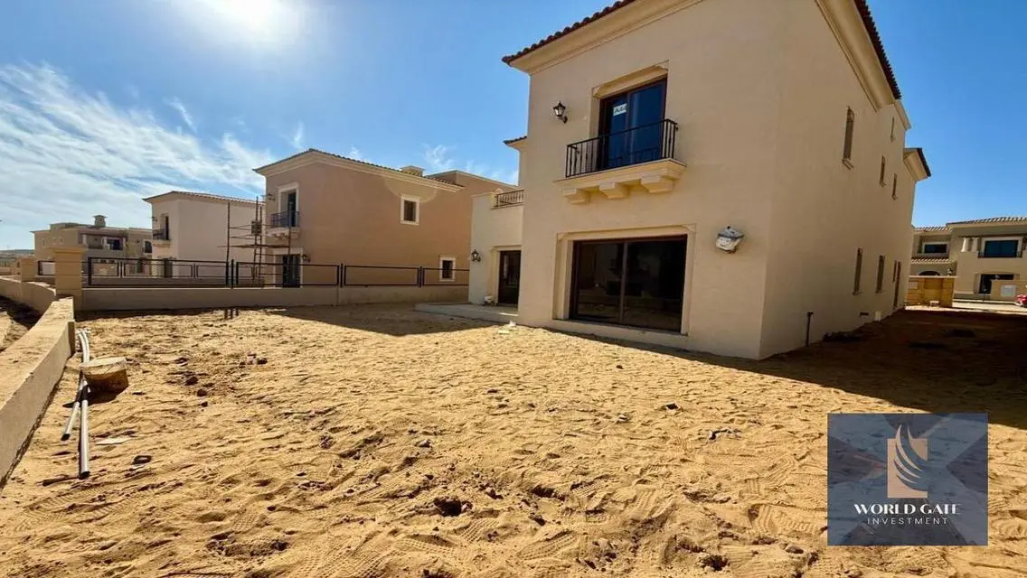 Luxury Apartment with Maid's Room - 470 sqm