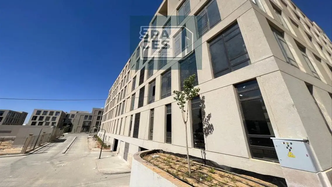 Office for rent 580m in District 5